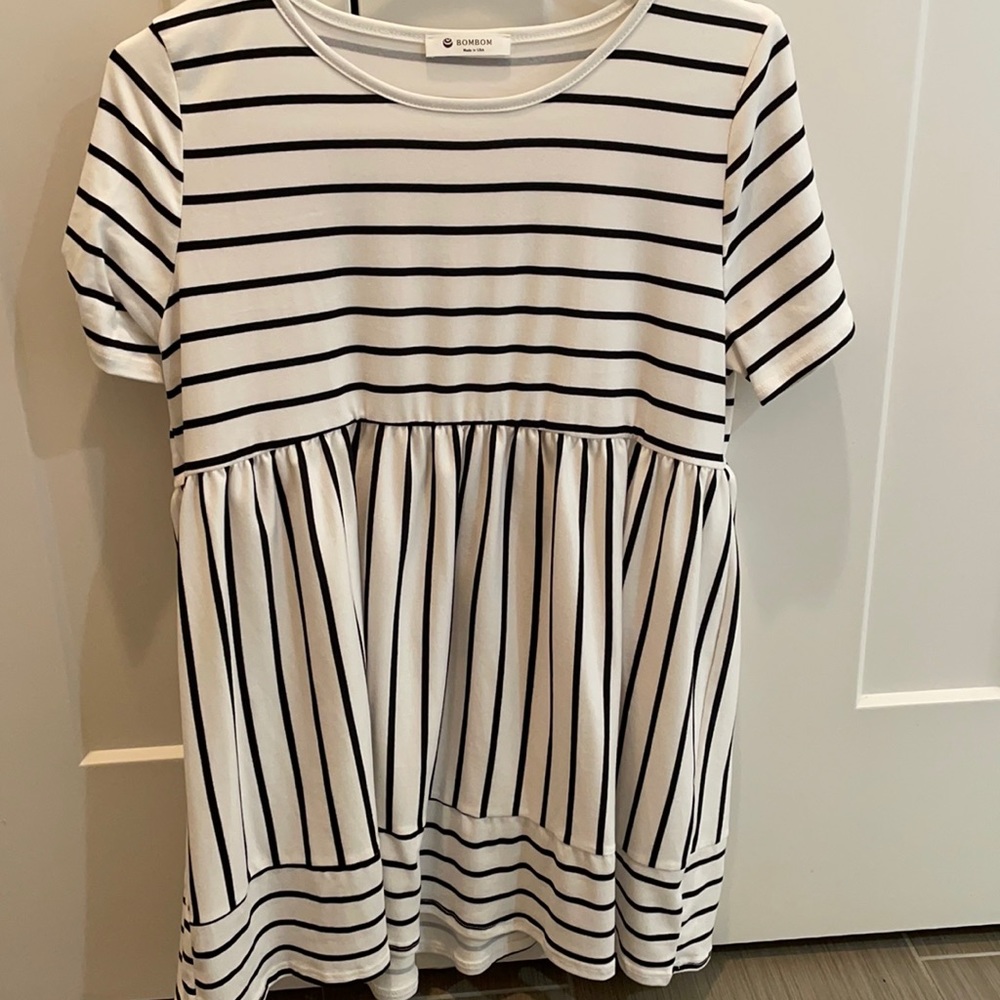 NWOT never worn stripe top